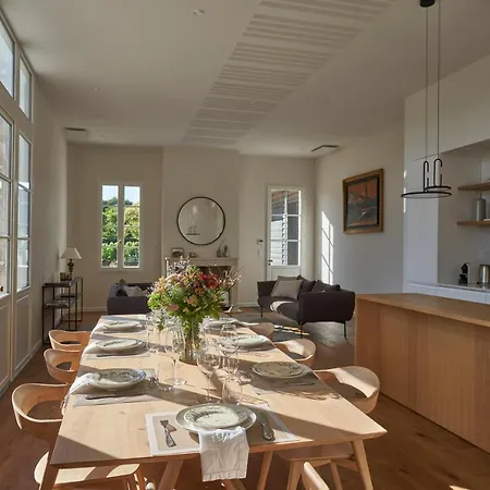 Bed and Breakfast Chateau Bonalgue - Pomerol