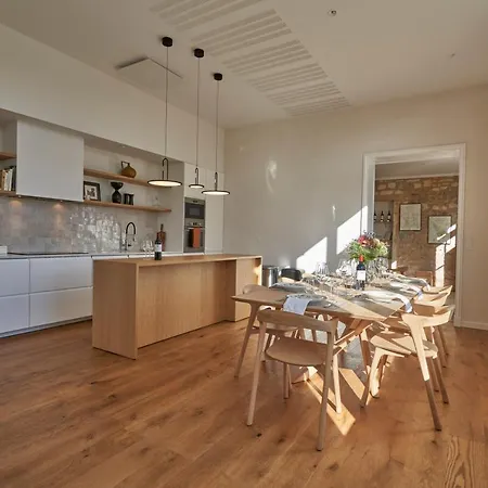 Bed and Breakfast Chateau Bonalgue - Pomerol 3*