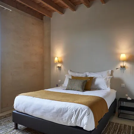 Chateau Bonalgue - Pomerol 3* Libourne