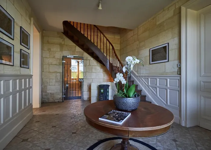 Chateau Bonalgue - Pomerol Bed & Breakfast 3*