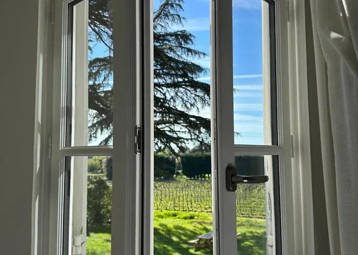 فندق مبيت وإفطار Chateau Bonalgue - Pomerol